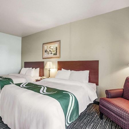 Quality Inn Parsons North Экстерьер фото