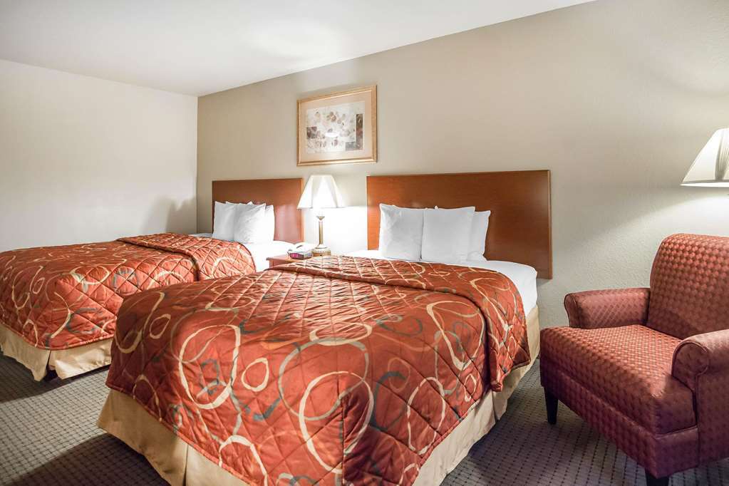 Quality Inn Parsons North Номер фото