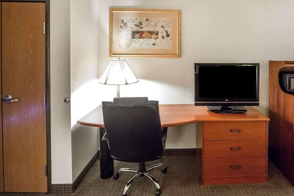 Quality Inn Parsons North Номер фото